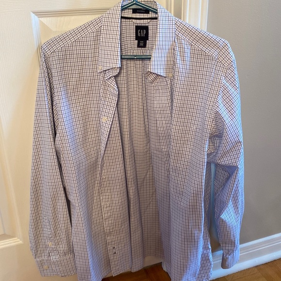 2 for $15 Gap men’s dress shirt - Picture 1 of 2